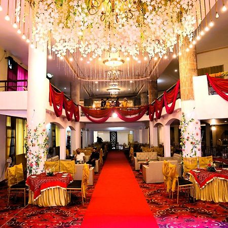 Hotel River Bank Mandi Luaran gambar