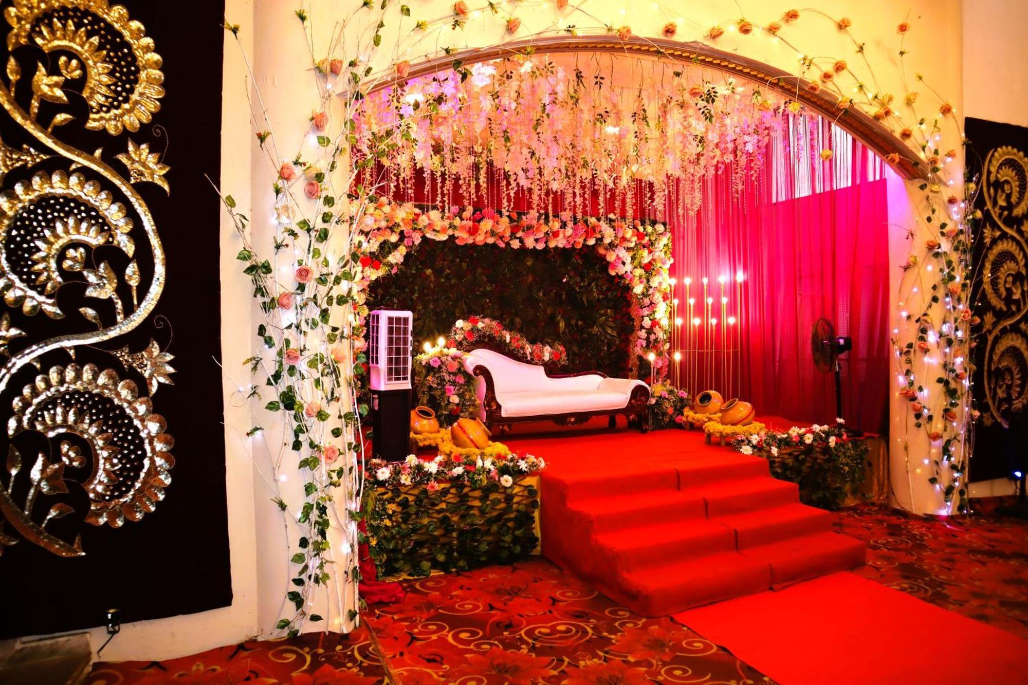 Hotel River Bank Mandi Luaran gambar
